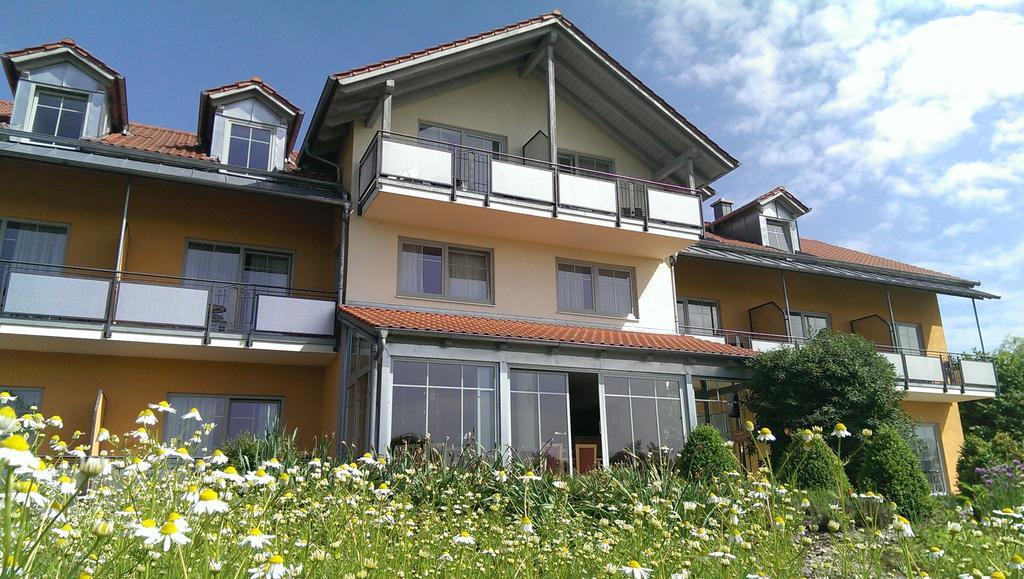 Landhotel Larenzen Kirchham Buitenkant foto